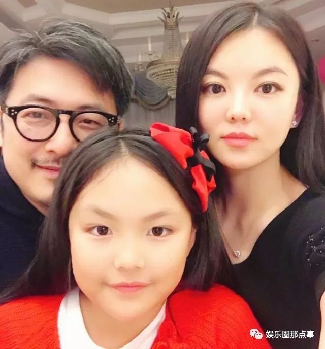 同是星二代，看李湘10岁女儿，再看刘涛11岁女儿，差距太明显